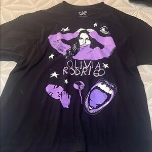 Olivia Rodrigo GUTS Black graphic tee size XL excellent condition #guts oversi